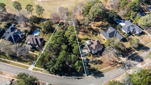 30370 Middle Creek Cir, Daphne, AL, 36527-5608 | Card Image