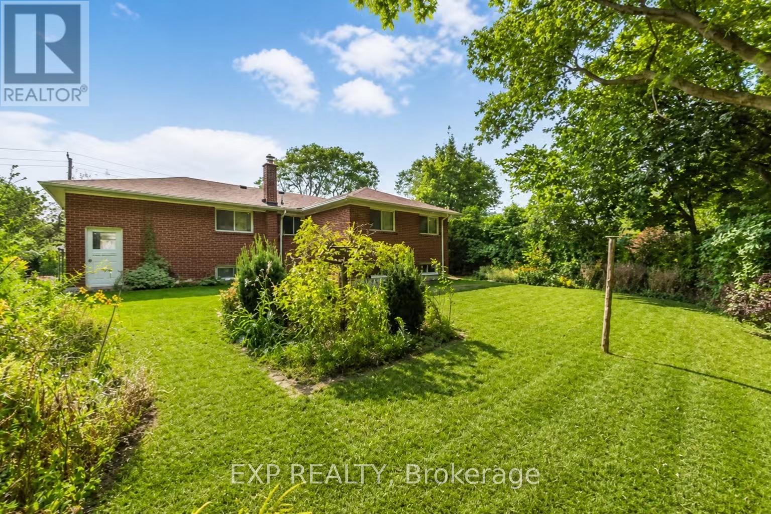 Residential Lease in Toronto (Parkwoods-Donalda) 3
