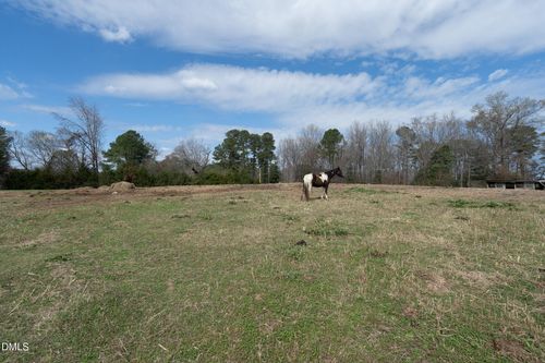 5220 Pulley Town Rd, Zebulon, NC, 27597-8795 | Card Image