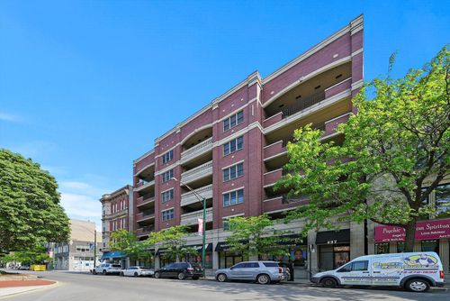 202-437 North Ave, Chicago, IL, 60610-1421 | Card Image
