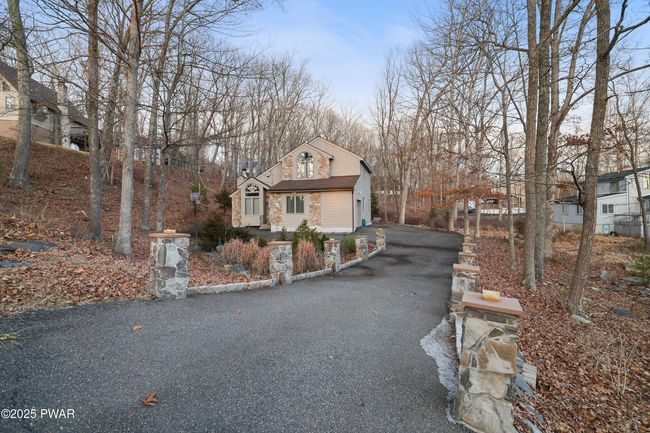 2- Driveway | Image 4