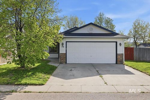 76 S Chase St, Nampa, ID, 83687-6871 | Card Image
