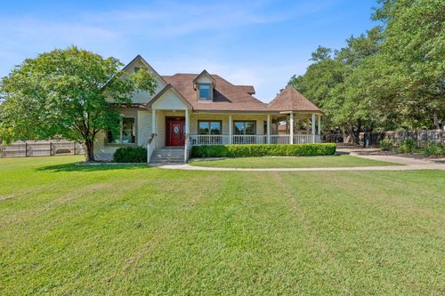 4004 Fountainwood Cir, Georgetown, TX, 78633-1911 | Card Image