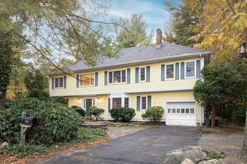 100 Page Road, Bedford, MA, 01730 | Card Image