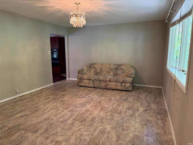 62 N County Road 175 E, House other with 3 bedrooms, 2 bathrooms and null parking in Winslow IN | Image 11