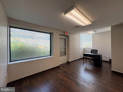 ste-102-44 2nd Street Pike, Southampton, PA, 18966-3830 | Card Image