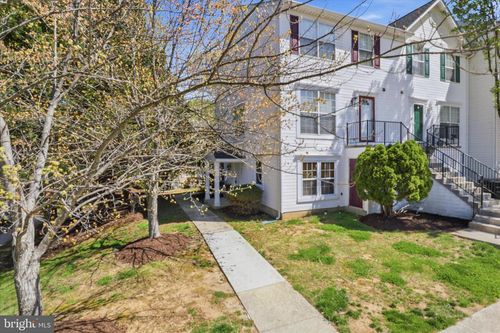 745 Tola Ct, HYATTSVILLE, MD, 20785-5830 | Card Image