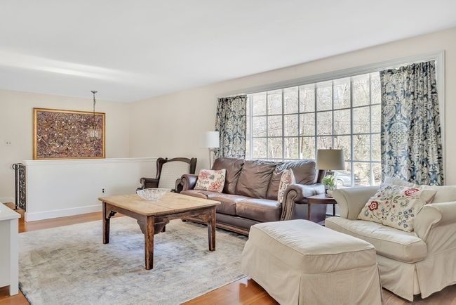 29 Brook St, House other with 4 bedrooms, 3 bathrooms and 4 parking in Wellesley MA | Image 6