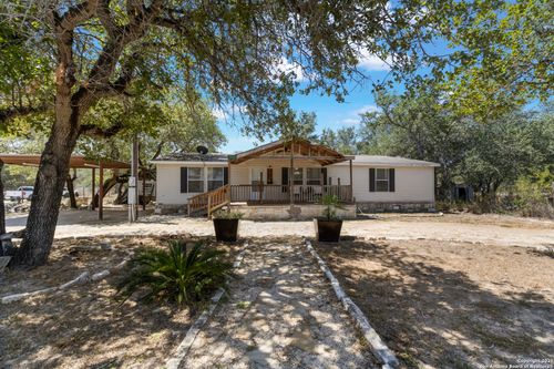 4518 Water Line, Elmendorf, TX, 78112-6285 | Card Image