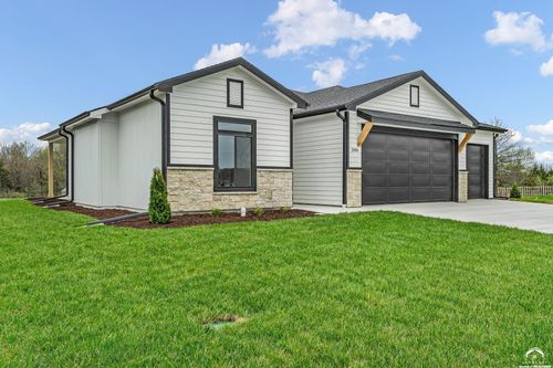 1006 Bluestem Cir, Baldwin City, KS, 66006-4223 | Card Image
