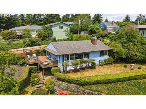 1037 N 10th St, Coos Bay, OR, 97420-1972 | Card Image