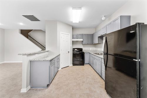 b-9610 Buffum St, Houston, TX, 77051-3014 | Card Image