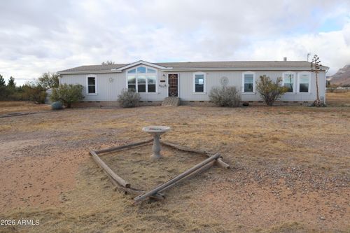 8600 E Ellsworth Ln, Hereford, AZ, 85615-8921 | Card Image