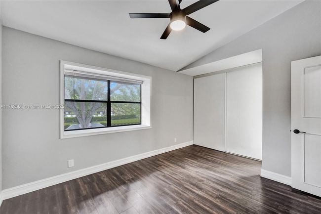 2407 - 3325 Carambola Cir S, Condo with 2 bedrooms, 3 bathrooms and null parking in Coconut Creek FL | Image 15