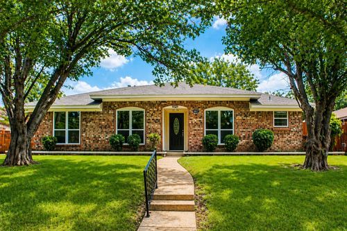4917 Willowhaven Cir, Garland, TX, 75043-3111 | Card Image