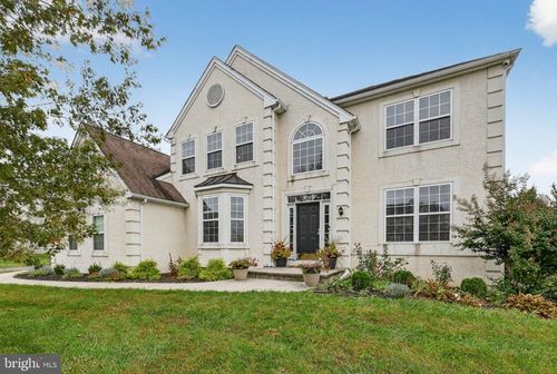 520 Mystic Ln, WEST GROVE, PA, 19390-8805 | Card Image