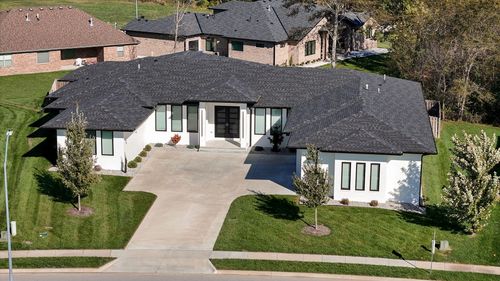 208 N Glengary Dr, Nixa, MO, 65714-9494 | Card Image
