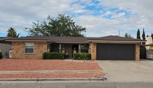 10557 Breezeway Ave, El Paso, TX, 79925-7356 | Card Image