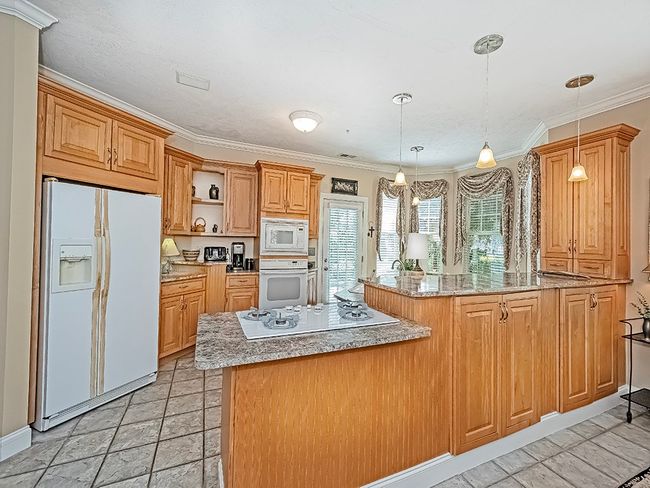 6 - 210 Adams Pointe Blvd, Condo with 2 bedrooms, 2 bathrooms and 2 parking in Adams Twp PA | Image 13