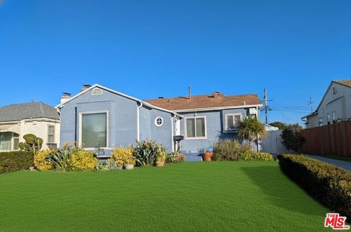 8712 S 7th Ave, Inglewood, CA, 90305-2420 | Card Image