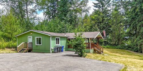 17807 43rd Ave E, Tacoma, WA, 98446-2836 | Card Image