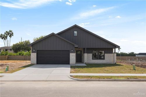 1209 Bridle Way, San Benito, TX, 78586-2121 | Card Image