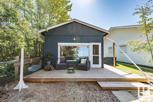 101 1 Ave, Ma Me O Beach, AB, T0C1X0 | Card Image
