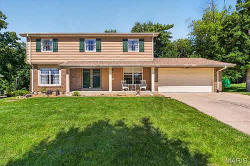 1115 Richland Dr, Chesterfield, MO, 63017-1945 | Card Image