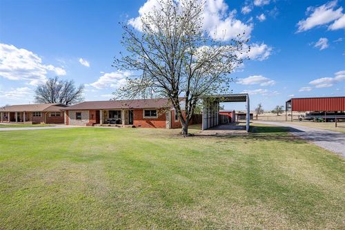 921 E North Boundary Street, Sentinel, OK, 73664 | Card Image