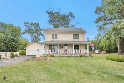 4S069 Barclay Rd, Warrenville, IL, 60563-9675 | Card Image