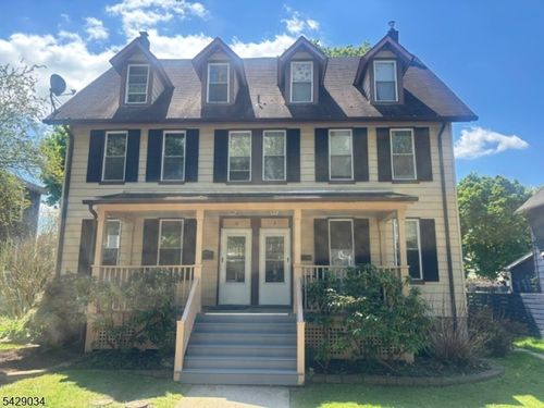 10 5th St, Frenchtown, NJ, 08825-1105 | Card Image