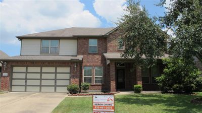 17226 Forest Ridge Point, House other with 5 bedrooms, 3 bathrooms and null parking in Houston TX | Image 1