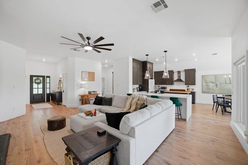 410 Mustang Mesa, Liberty Hill, TX, 78642-3916 | Card Image