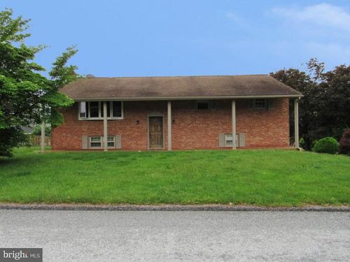 113 Brant Dr, DALLASTOWN, PA, 17313-9770 | Card Image