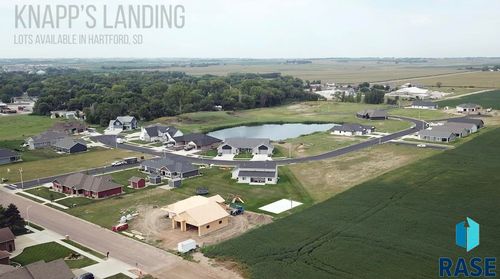 104 E 12th St Street, Hartford, SD, 57033 | Card Image