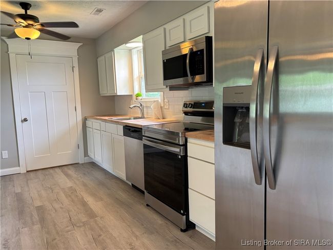 2318 Lake View Dr, Home with 4 bedrooms, 2 bathrooms and null parking in Austin IN | Image 20