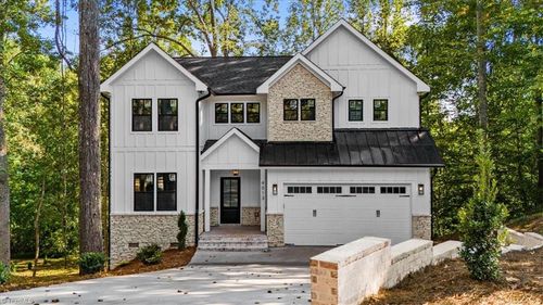 4013 Lofter Ct, Pfafftown, NC, 27040-9700 | Card Image