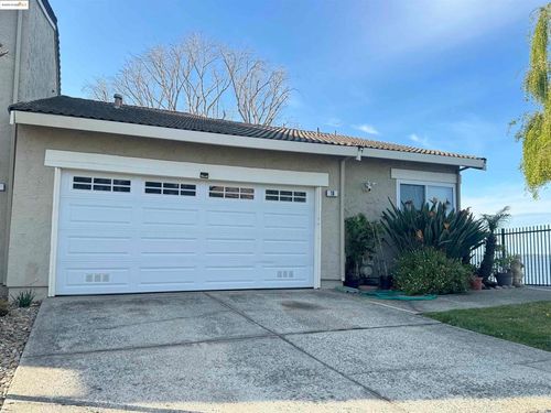 10 Sea Point Way, Pittsburg, CA, 94565 | Card Image