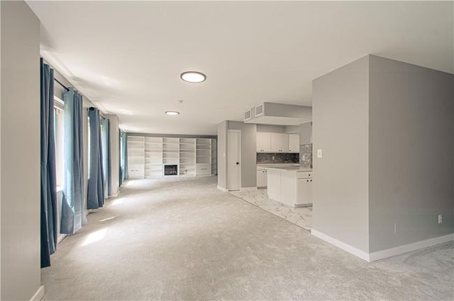 APT-210-211 - 4550 Warwick Blvd, Condo with 3 bedrooms, 3 bathrooms and null parking in Kansas City MO | Image 28
