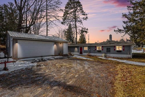 152 Hilda Dr, Farwell, MI, 48622-9628 | Card Image