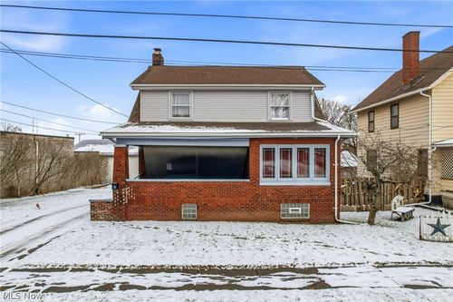 15 S Portland Ave, Youngstown, OH, 44509-2817 | Card Image