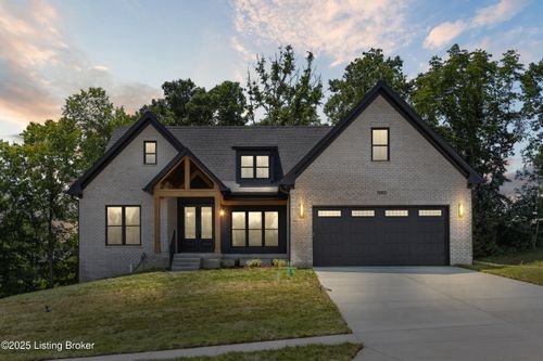 141 Broken Arrow Ct, Mt Washington, KY, 40047-4706 | Card Image