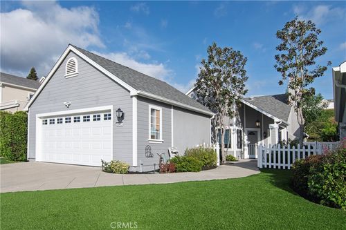 22076 Tobarra, Mission Viejo, CA, 92692 | Card Image