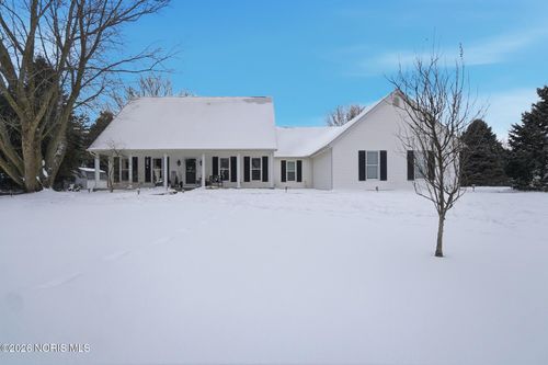 9085 Dover Dr, Wauseon, OH, 43567-9209 | Card Image