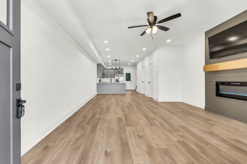 344 Front Ridge Cir, Clarksville, TN, 37040-7388 | Card Image