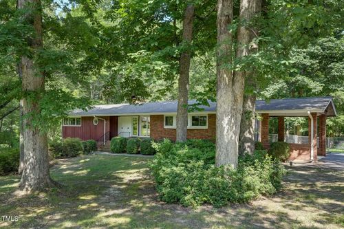 2203 Belmont Dr, Reidsville, NC, 27320-6803 | Card Image