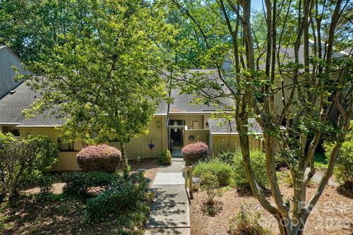 114 Pine Grove Cir, Lake Wylie, SC, 29710-8942 | Card Image