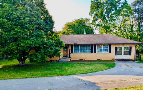 1102 Collins Cir, Chattanooga, TN, 37411-2301 | Card Image