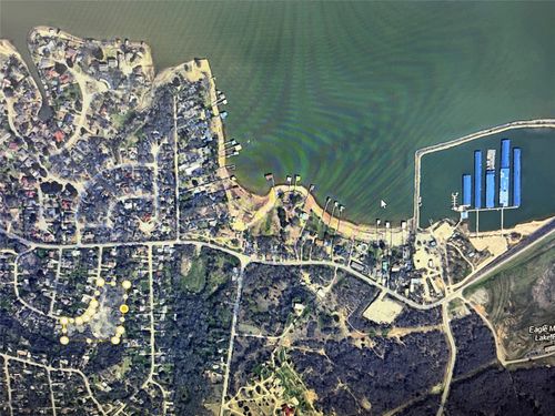 620 E Columbia Dr, Azle, TX, 76020-4108 | Card Image