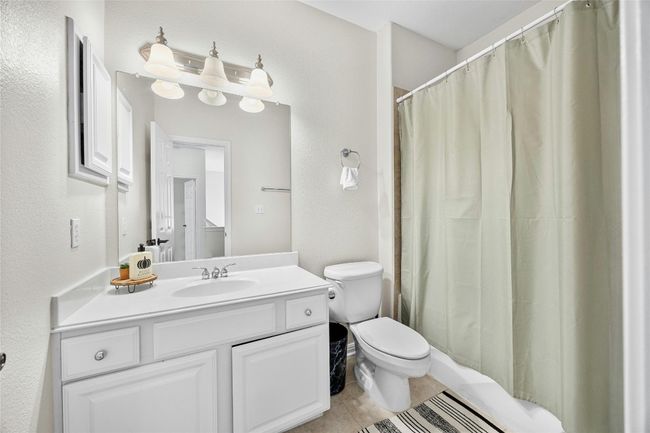 APT-305 - 1101 E Parmer Ln, Condo with 3 bedrooms, 3 bathrooms and 2 parking in Austin TX | Image 22